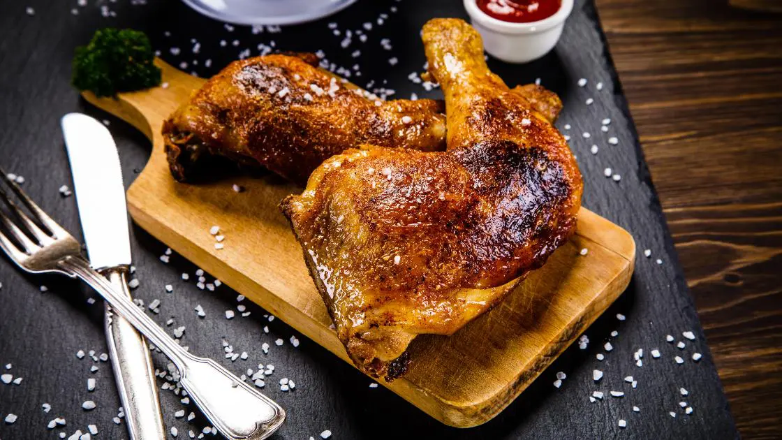 crispy cooked chicken legs
